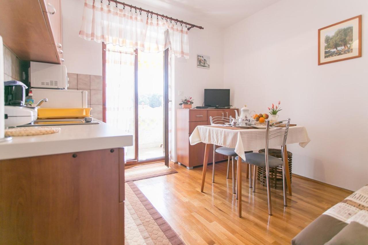 Apartment House Matosevic 波雷奇 客房 照片