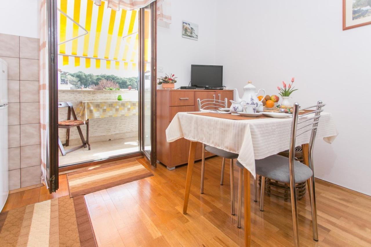 Apartment House Matosevic 波雷奇 客房 照片